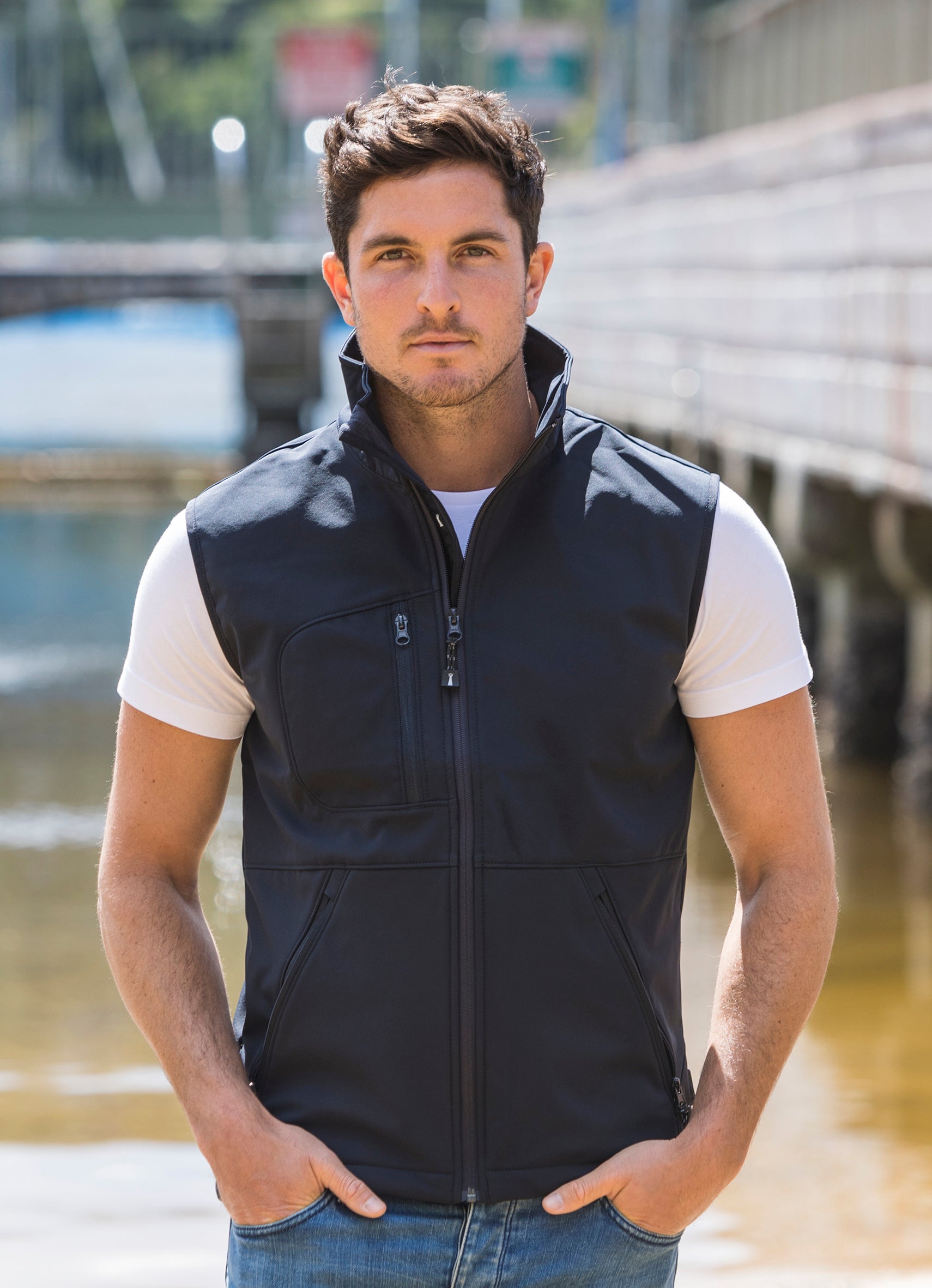 Montana Men's Softshell Vest - James Harvest Australia